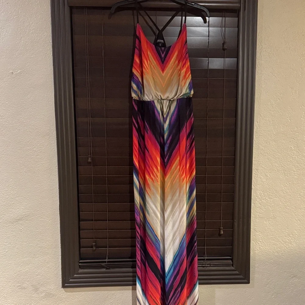ALLOY Apparel-Vibrant Chevron Maxi Dress - Picture 3 of 10